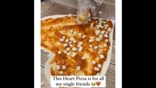 'Heart pizza for single||best food||street food||food video ||what\'s app status||bestfood #shorts'