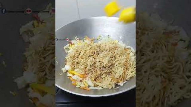 'BAKMIE GORENG Ala Chinese Food  #shorts'