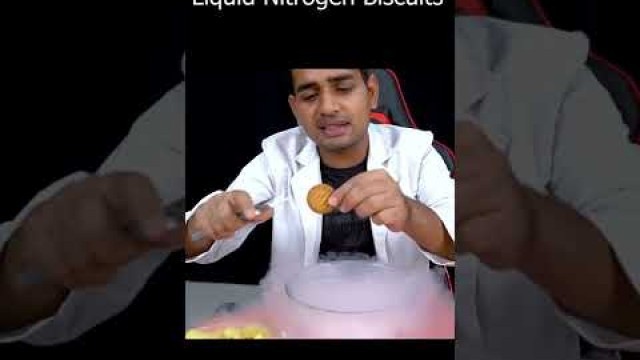 'Fun With Nitrogen Smoke Biscuits #shorts #youtubeshorts  #nitrogenbiscuits'