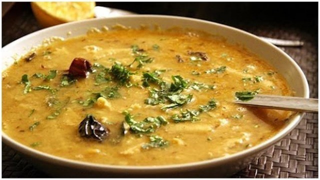 'Dal Dhokli | Dal Dhokli Recipe By Sanjeev Kapoor | Traditional Gujarati Dal Dhokli Recipe'