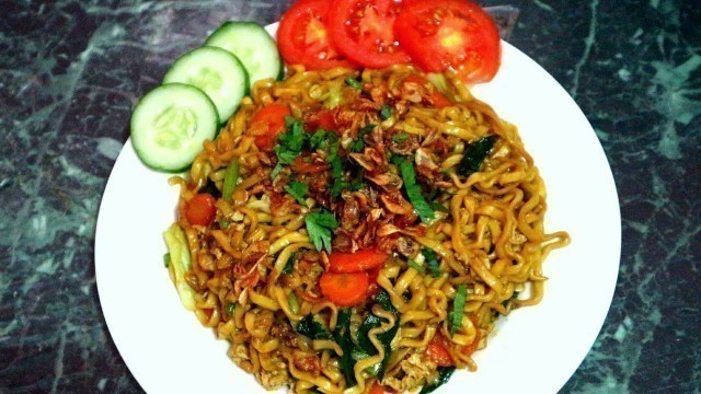 'Mie goreng chinese food rumahan sederhana'