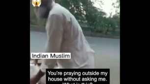 'Indian Muslim food seller forced to not pray salah in public #shorts #poor'