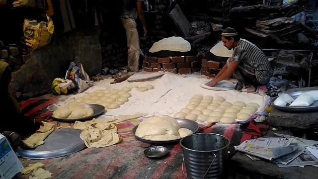 'Rumali Roti (Manda), Traditional Muslim Food | Amazing Cooking Skill in India'