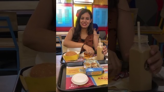 '#indianfood #shorts #youtubeshorts #ludhiana #streetfood #food #streetfoodindia #vlog #foodieshome'