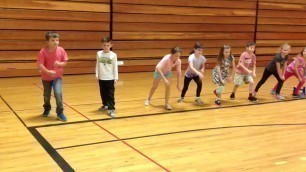 'Demonstration of the \"beep\" running test for elementary students'