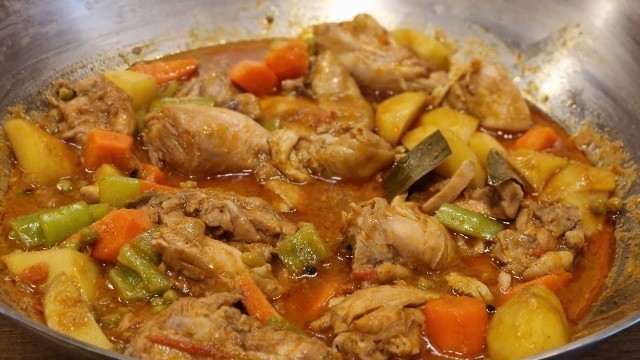 'Chicken Afritada / Afritadang Manok / Filipino food'