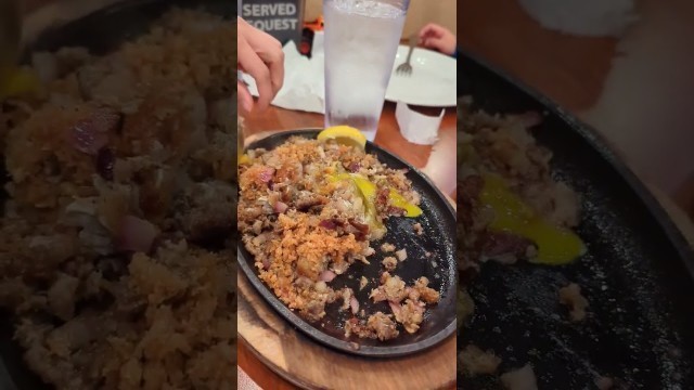 'my favorite Filipino food, sisig!'