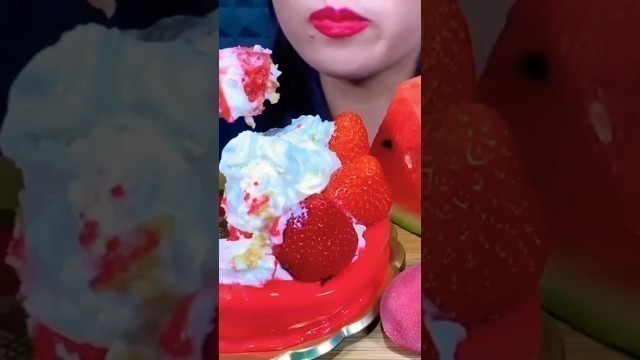 'Food eating challenge #cakeeating #shorts #foodeatingvideos'