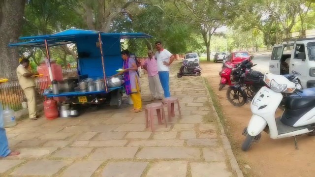 'Why I ❤ STREET FOOD In India!! Mysore, South India 