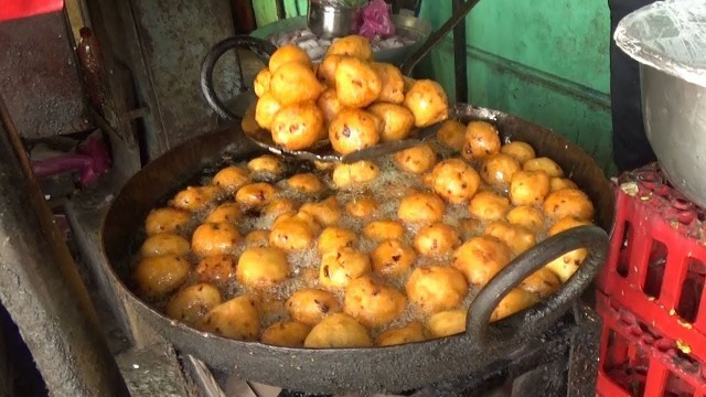 'How to Make Mysore Bonda | Mysore Bajji Recipe | Morning Tiffin | Street Food'