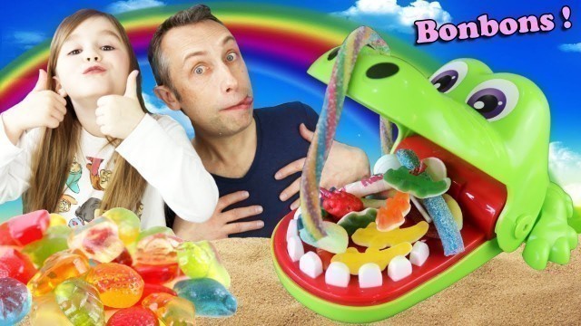 'Challenge Crocodile Dentiste Croc Bonbons : La REVANCHE de PAPA ! Yummy Gummy Food !'