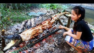 'My Food My Life Ep11 - Yummy Cooking crocodile recipe by river and eating'