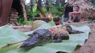 'Primitive Technology with Survival Skills looking Crocodile for food - Top finding Crocodile'