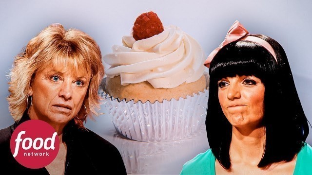 'Batalla entre ex campeonas decepciona a los jueces | Cupcake Wars | Food Network Latinoamérica'