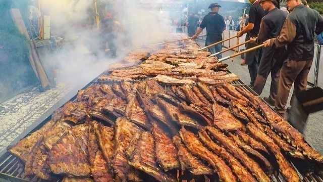 'Best of Huge Street Food Festival in Italy. Eight Iconic Italian Foods'