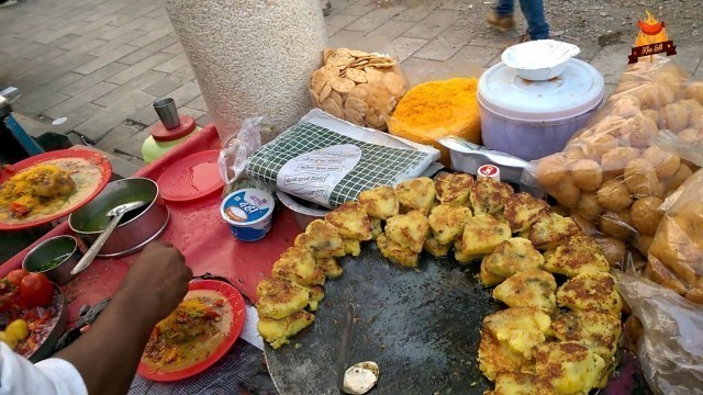 'Indian Street Food 2017 - Ragda Patties | New Mumbai Street Food 2017 | The Food Ranger | Khau Galli'