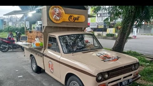 'Ide Usaha Food Truck Pakai Mobil Tua Murah | Datsun 520 Pickup 1970'