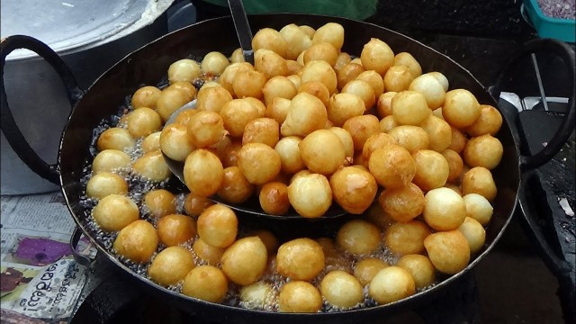 'Street Food Breakfast | Mysore Bonda/Idli/Poori/Dosa/Samosa/Mirchi bajji | South Indian Breakfast'