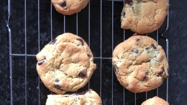 'Best easy chocolate chip cookies'