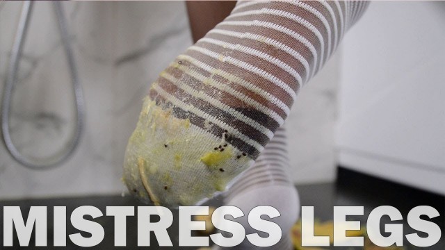 'Mistress legs fruit food crush'