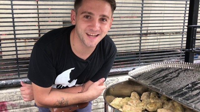 'Foreigner Selling Street Food in the Philippines'