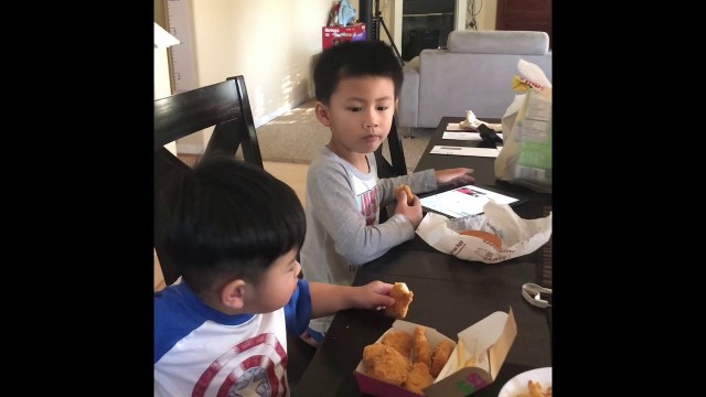 'Kayden shared food with his cousin- He loves McDonald’s - Kayden Rất Hiếu Ăn'