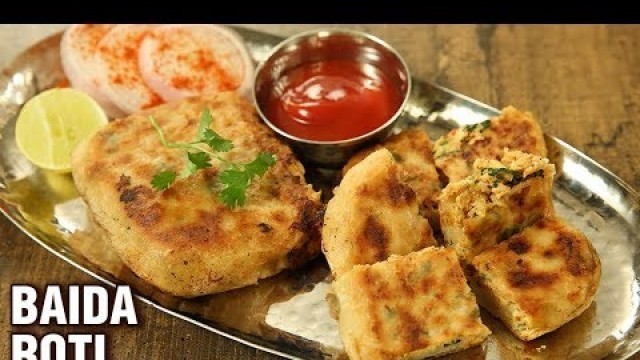 'Baida Roti Recipe - Street Style Chicken Keema Baida Roti - Mumbai Street Food - Varun'