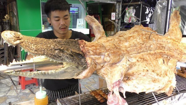 'Bangkok Street Food in Khaosan Road. Pad Thai, Crocodile, Roti, Thai Pancakes and More. Thailand'