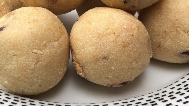 'Rava Laddu (semolina) #laddu #srilankanfood #virundhu #ravaladdu'