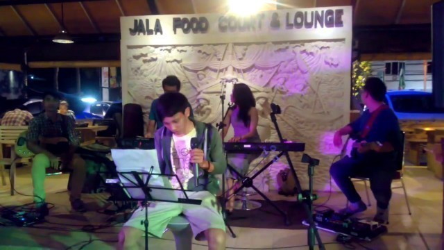 'Allah off me(johnd legend)-cover Nafi live on jala foodcourt n lounge- BALI'