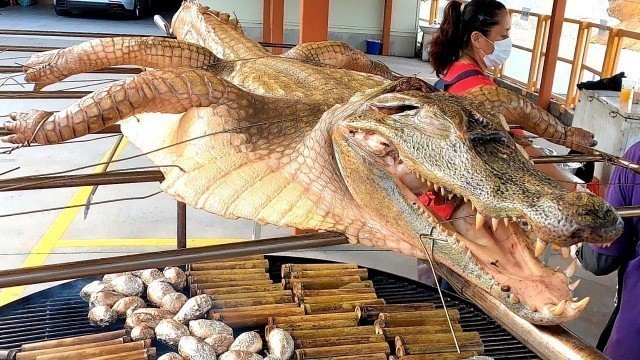 'TAIWANESE STREET FOOD- GRILLED CROCODILE MEAT烤全鱷 - CROCODILE CUTTING'