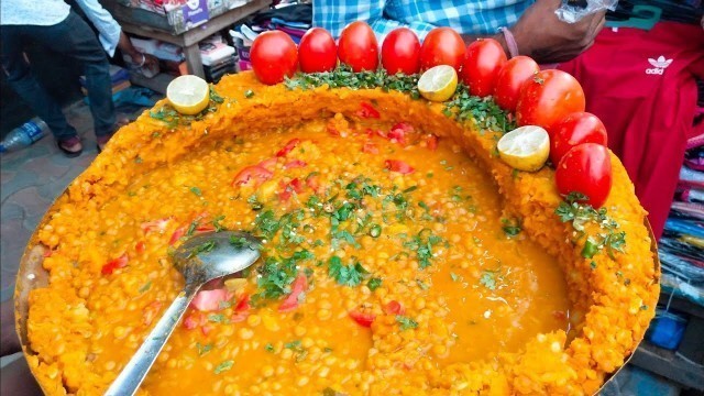 'Famous Ghugni Chaat of Kolkata | Yellow Peas Curry | Indian Street Food'