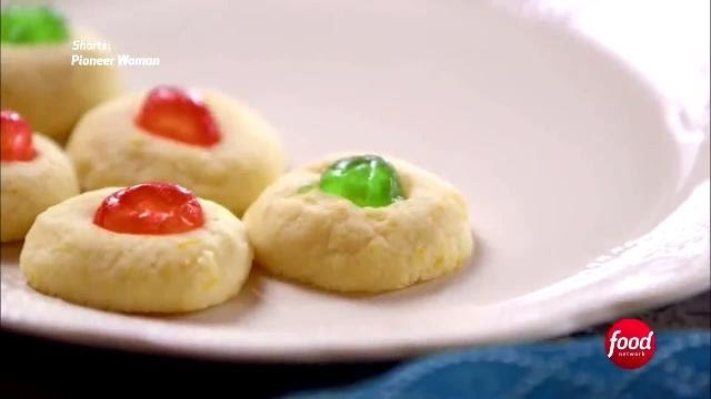 'Christmas Cherries | The Pioneer Woman | Food Network Asia'