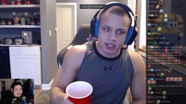 'Greekgodx Reacts To Tyler1 Dropping His Food & Moving To Tylers House (With Chat)'