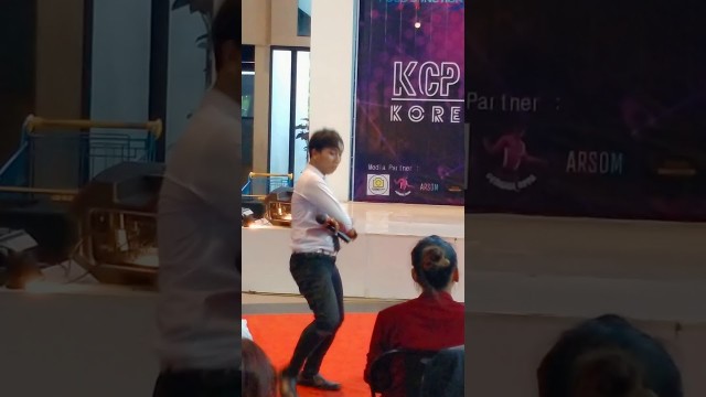 'Fancam Bayu Putra Alam - BToB Show Your Love at Food Junction Surabaya'