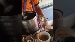 'Kolkata Street Food Masala Muri/Jhal Muri, Bengali famous Chaat