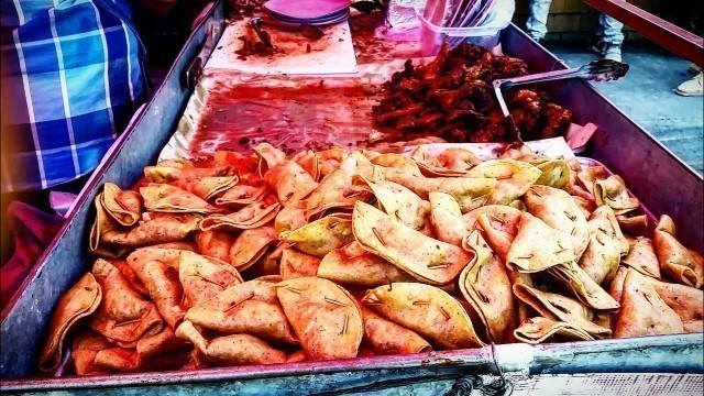 'AMAZING Mexican Street Food - CARNITAS Tacos AND Quesadillas - DEEP FRIED PORK'