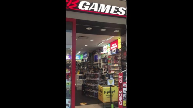 'Fairview Mall EB Games, Claire\'s, Food Court, Flight Centre 8/16/2020'