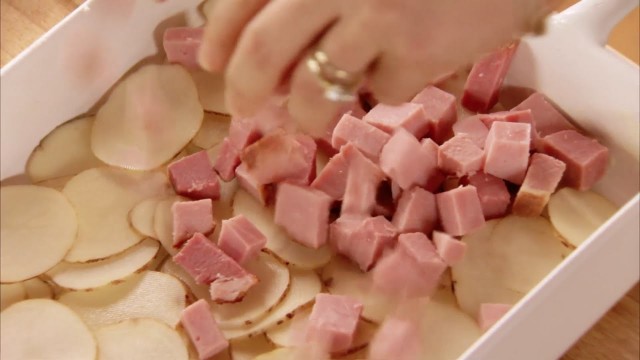 'Scallop Potatoes and Ham | The Pioneer Woman | Food Network Asia'