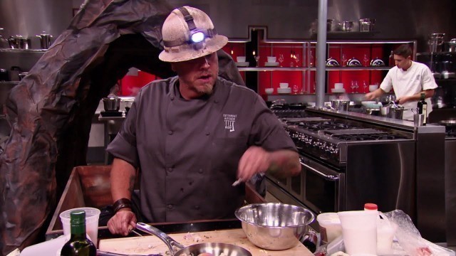 'Gold Mine | Cutthroat Kitchen (S7) | Food Network Asia'