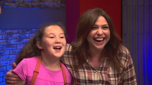 'Rachael Ray\'s Kids Cook Off | Food Network Asia'